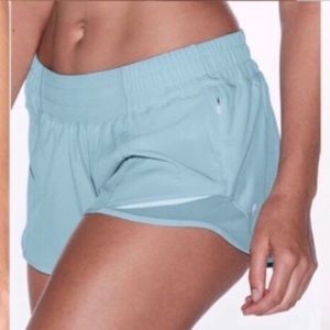 ISO!! SIZE 6 LULULEMON HOTTY HOT SHORTS